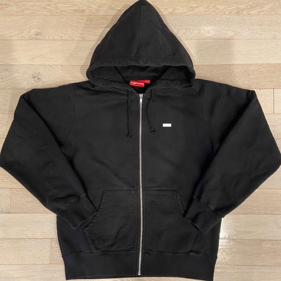 Supreme NYC Sweater - Picture 2 of 8